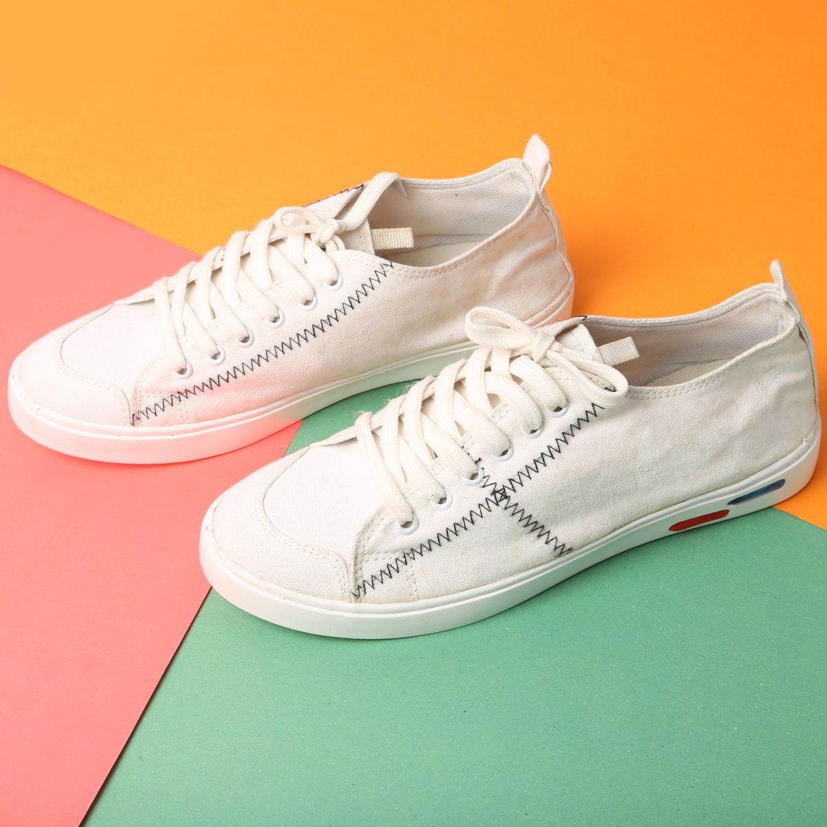 Court Classic Sneakers